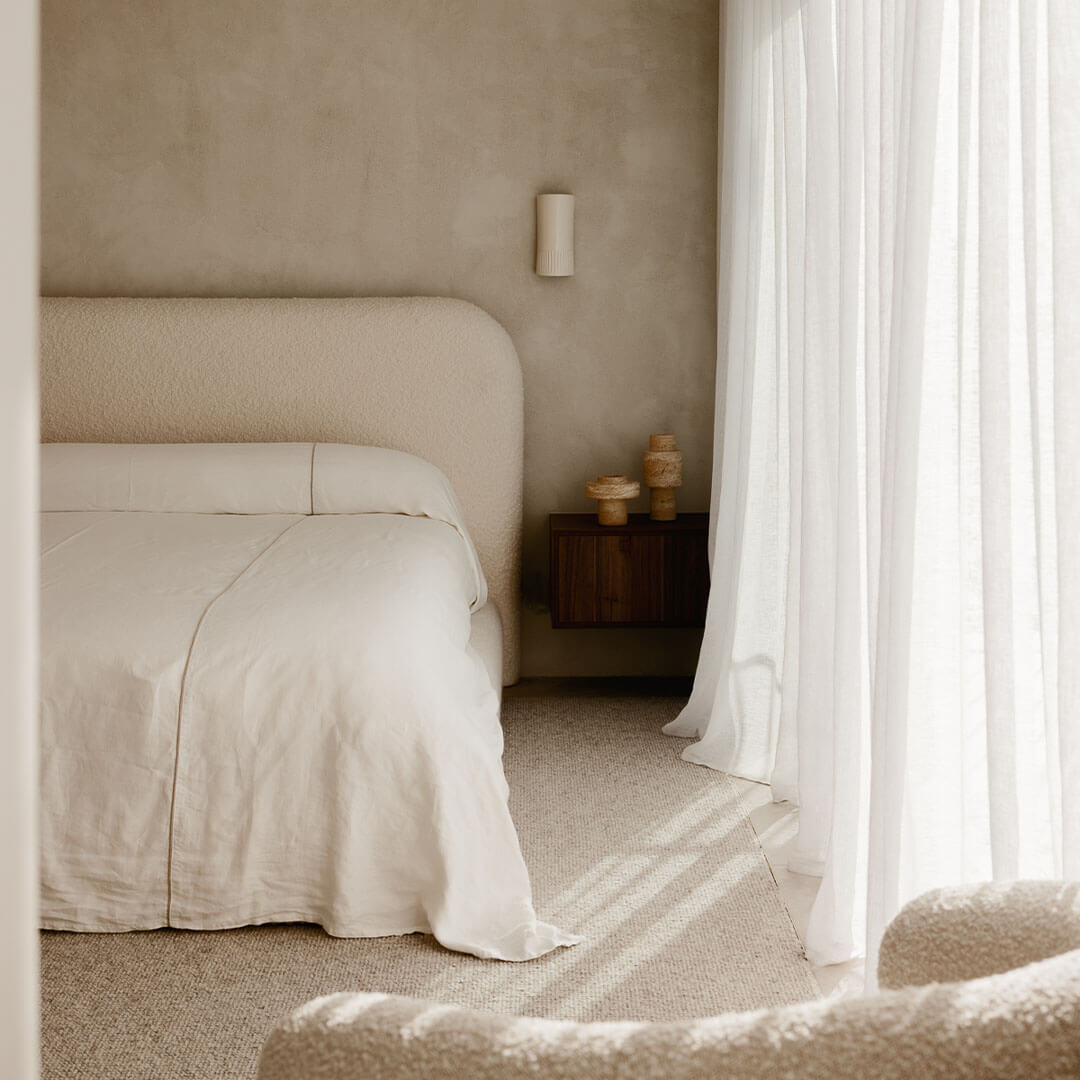 Krystal Bed