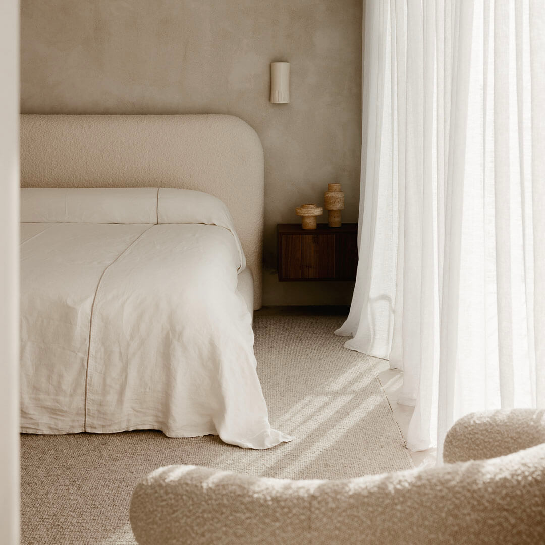 Krystal Bed