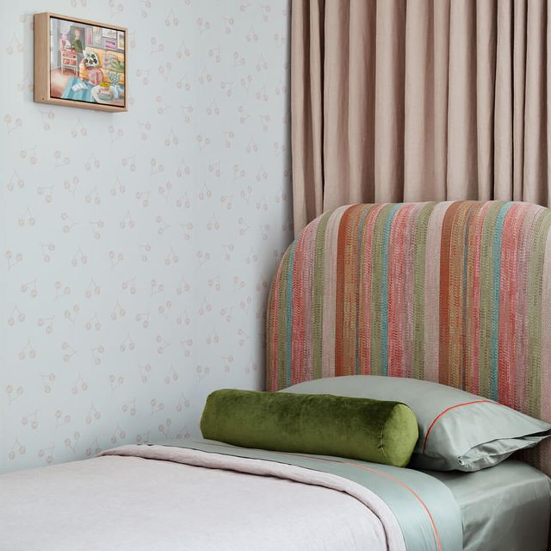 Ruby Bed
