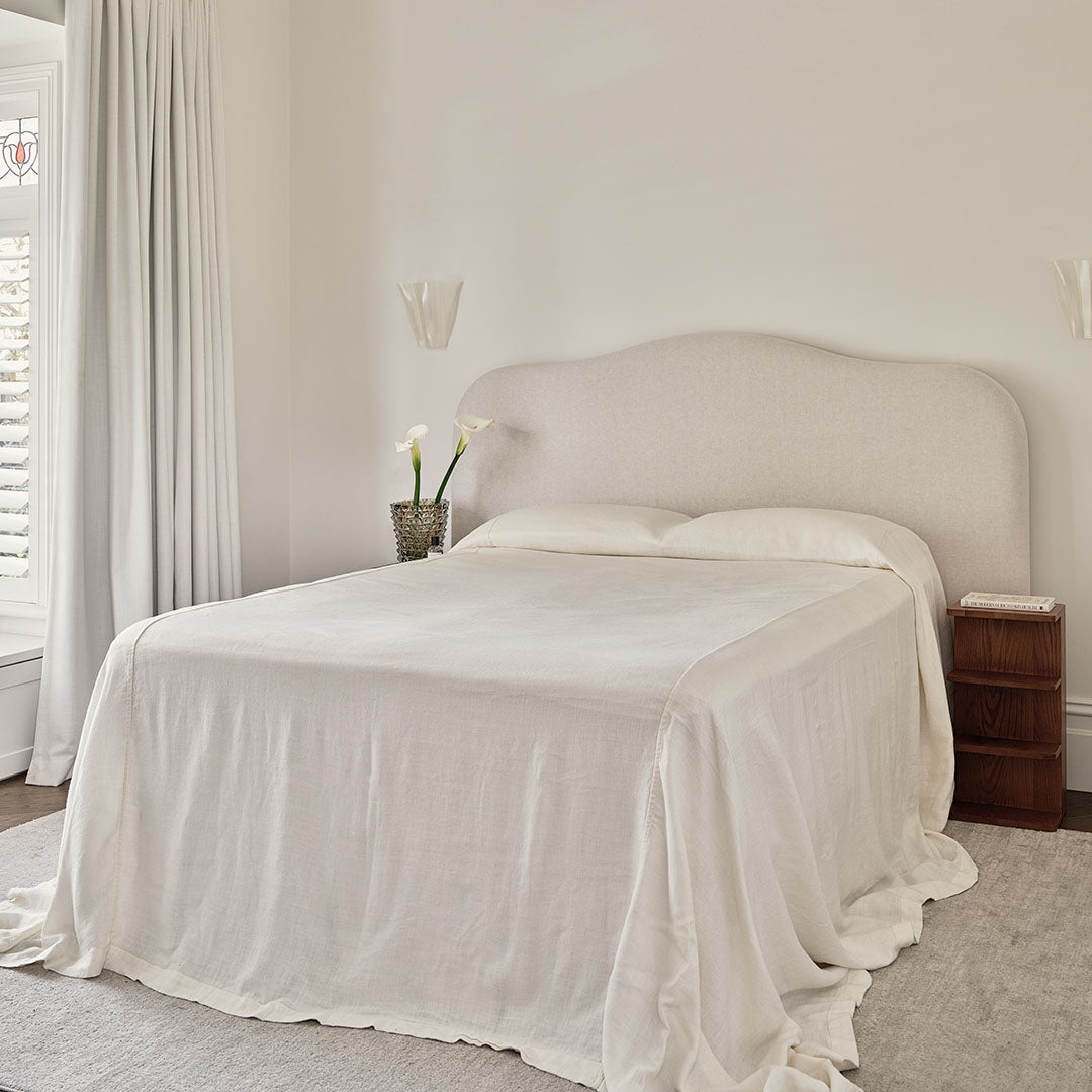 Abbey Bed