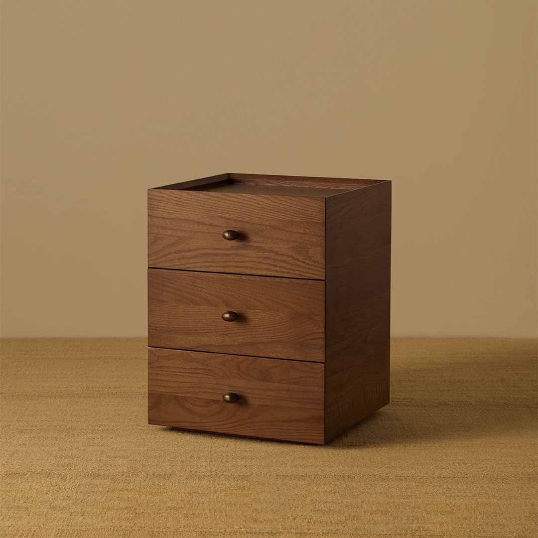 Classic Bedside