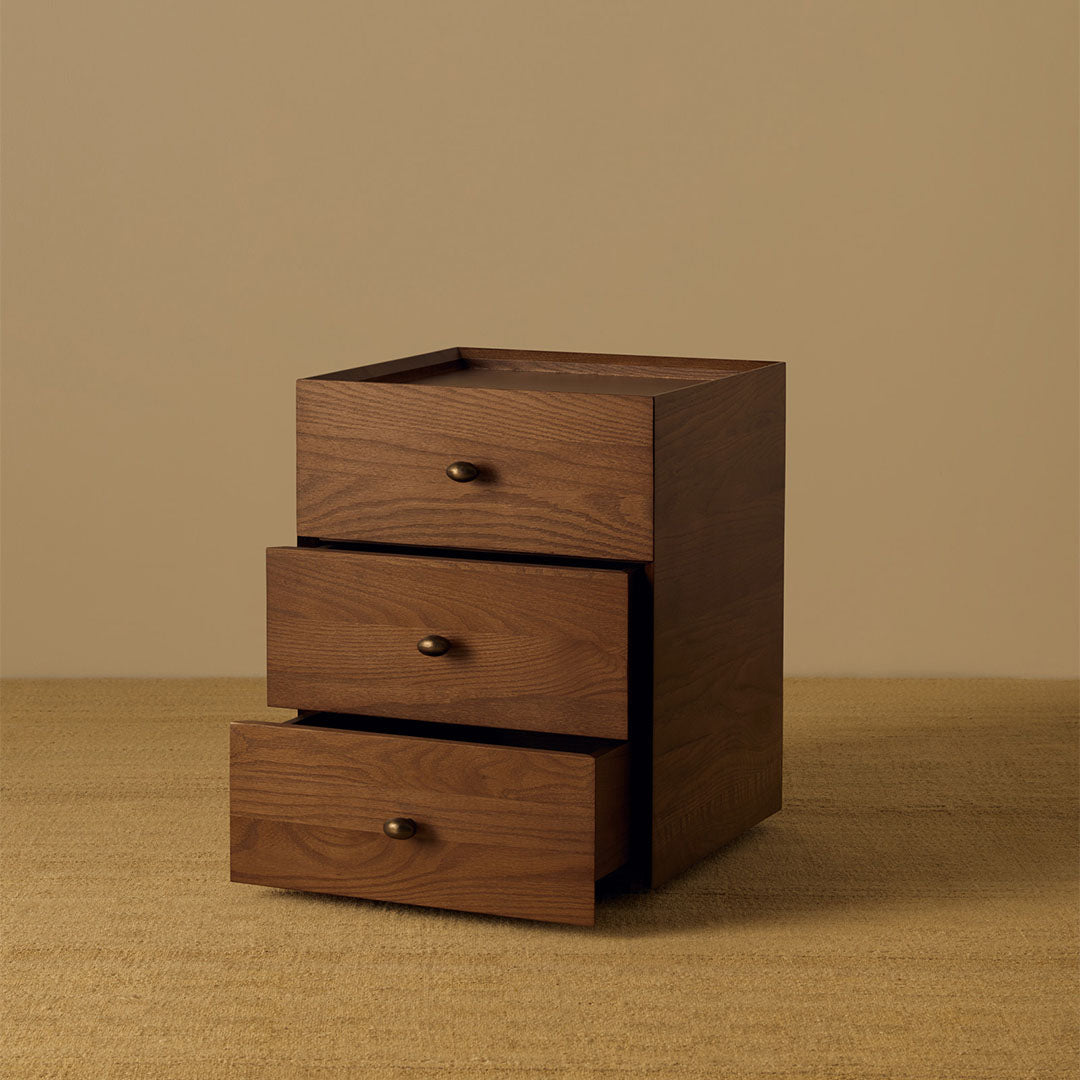 Classic Bedside