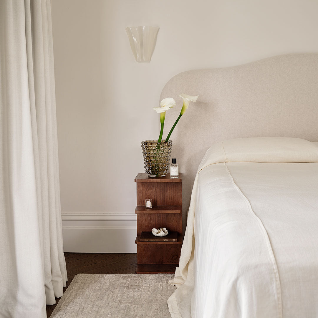 Totem Bedside