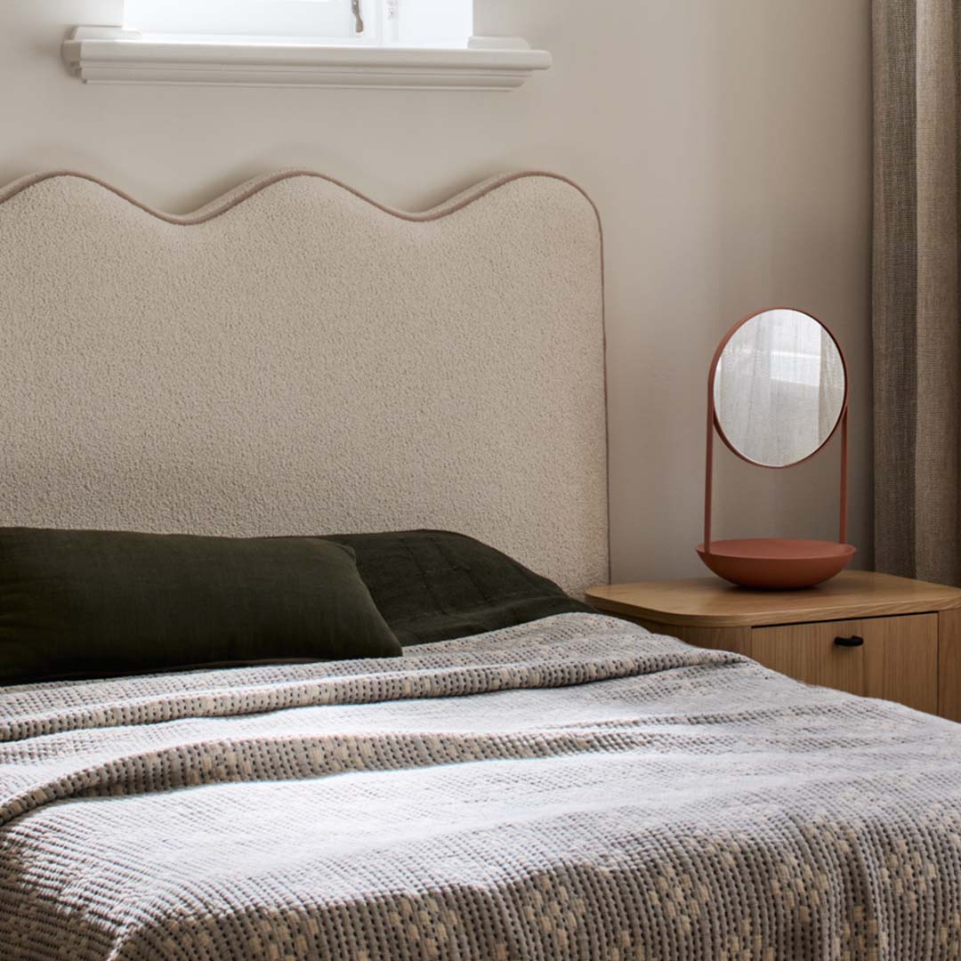 Wave Piped Bed