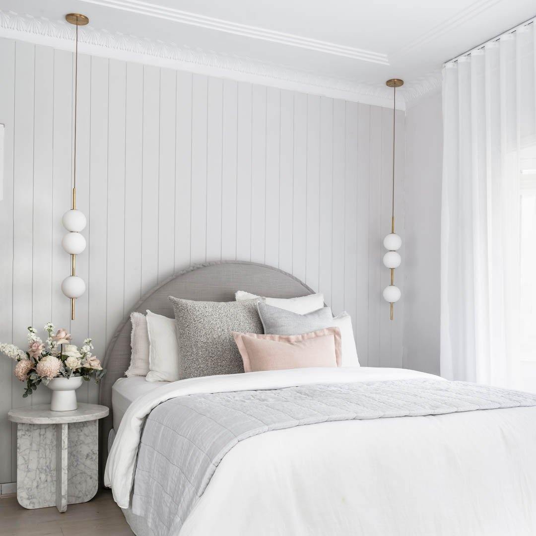 Harper Arch Bed