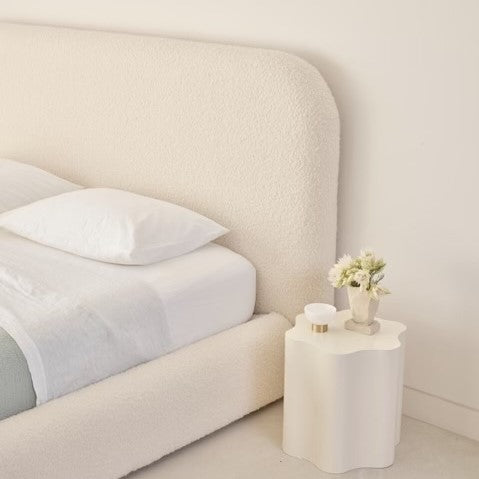 Krystal Bed