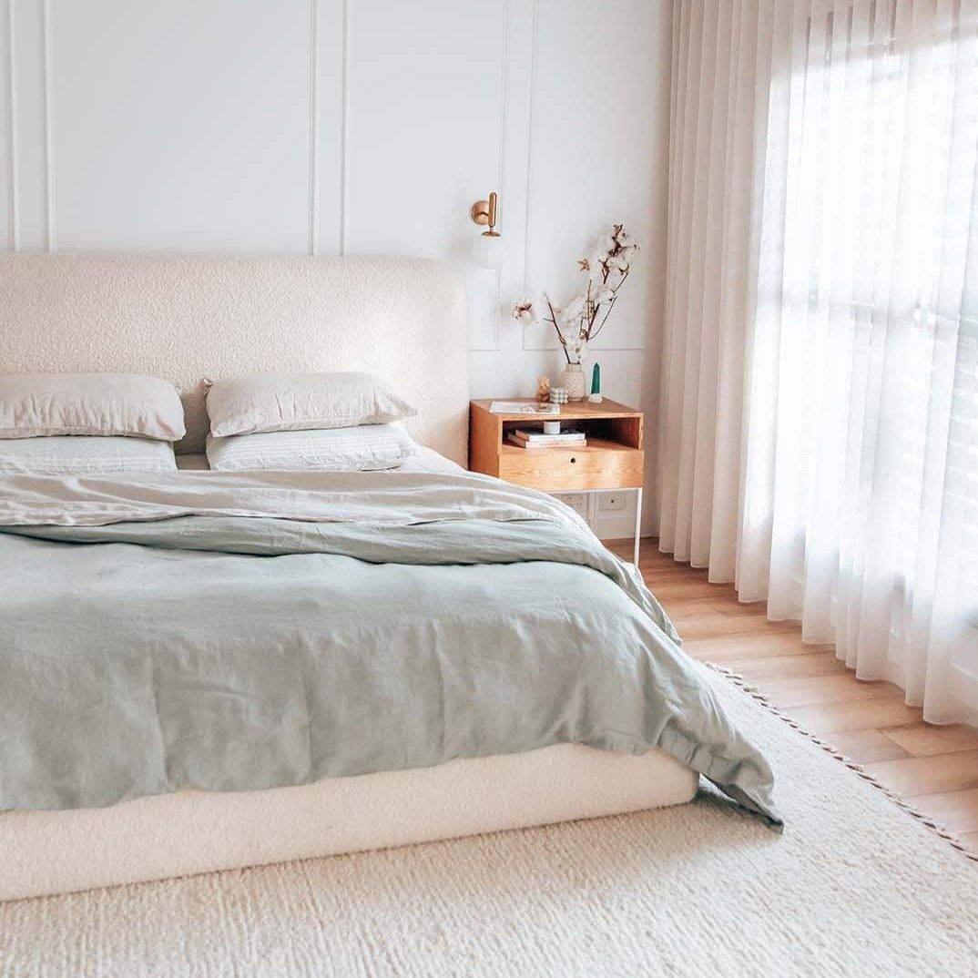 Krystal Bed