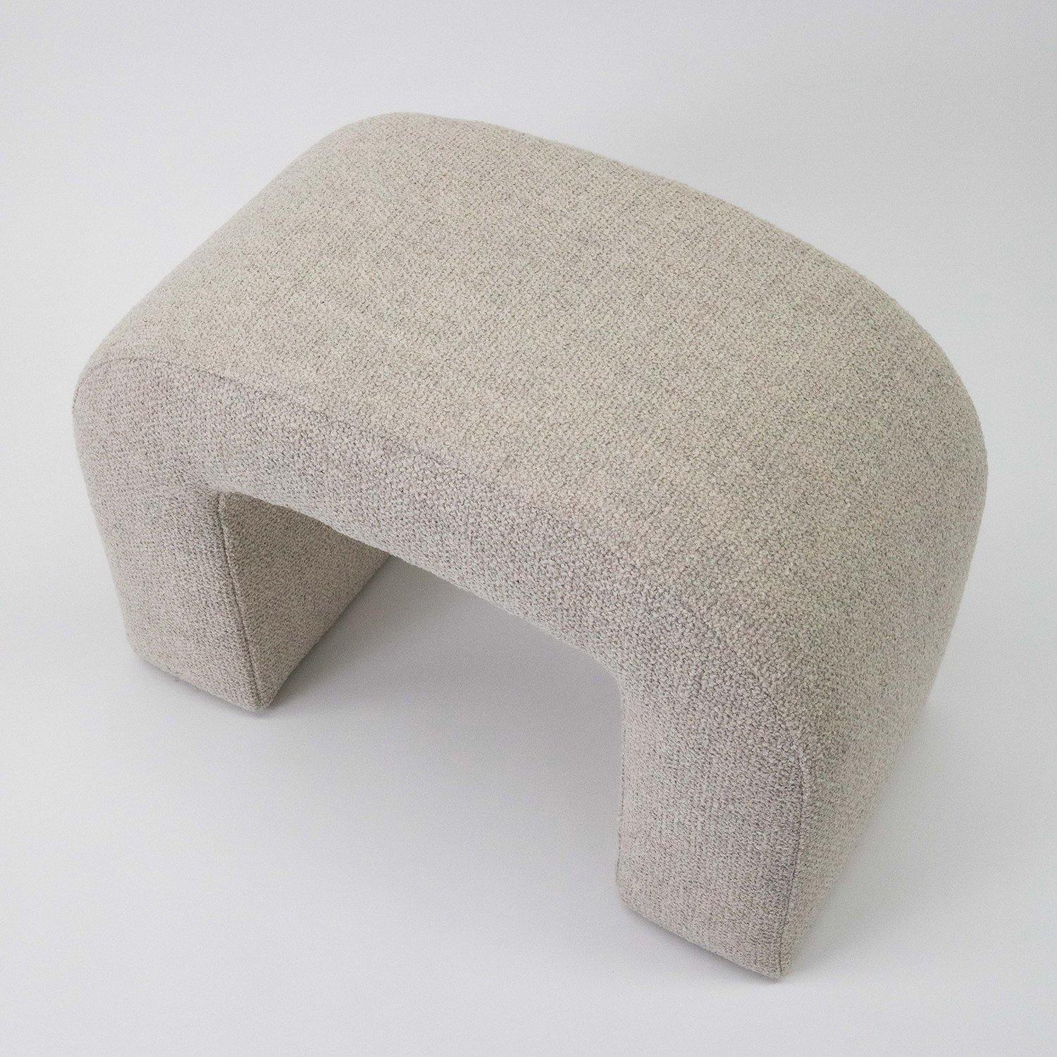 The Little Curved Stool - ZENN DESIGN