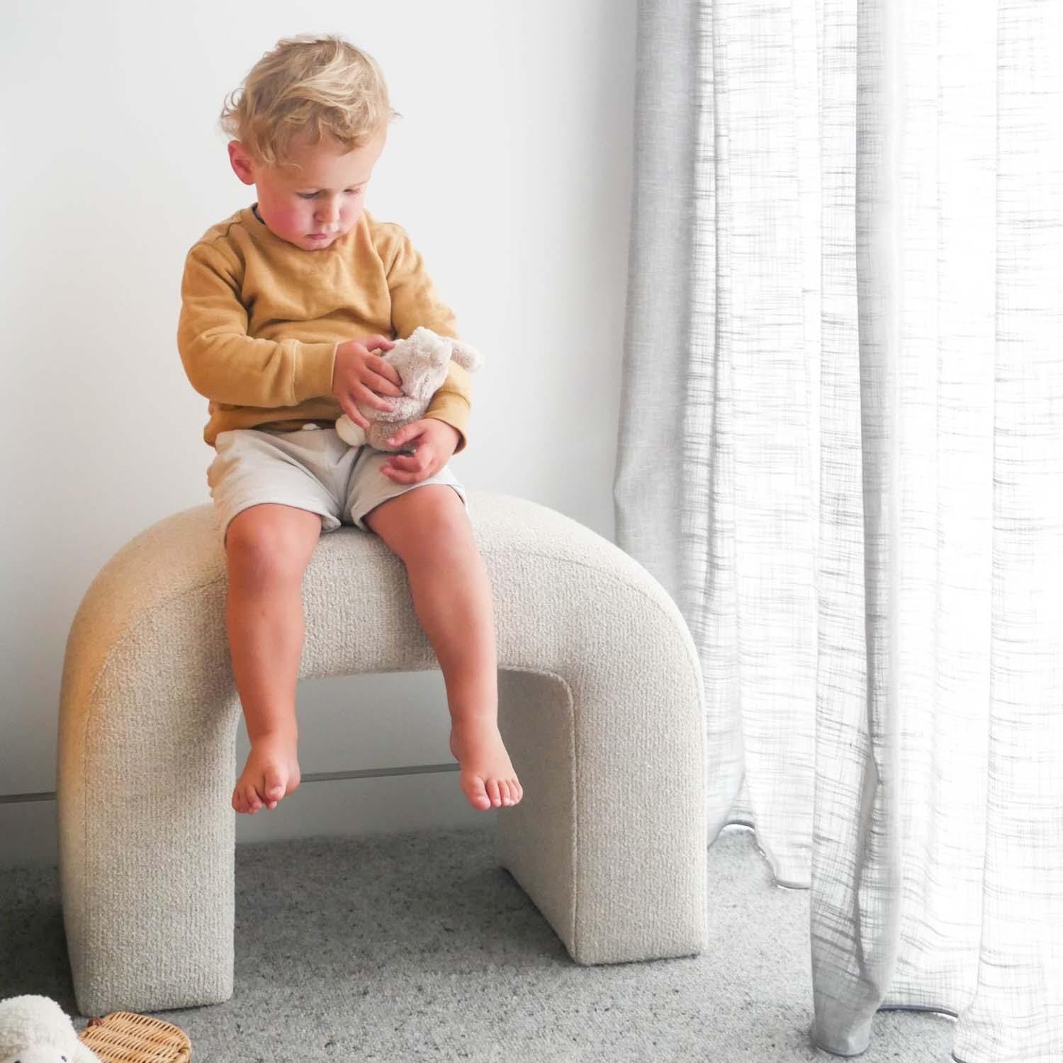 The Little Curved Stool - ZENN DESIGN