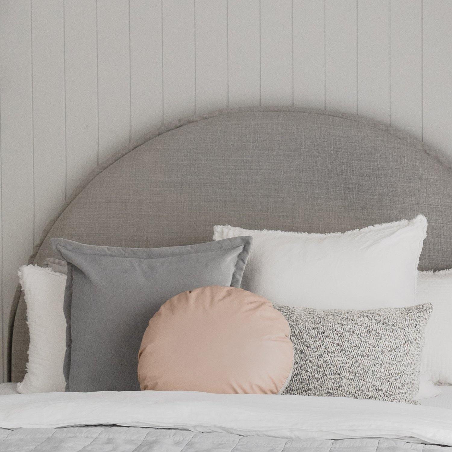 Harper Arch Bed