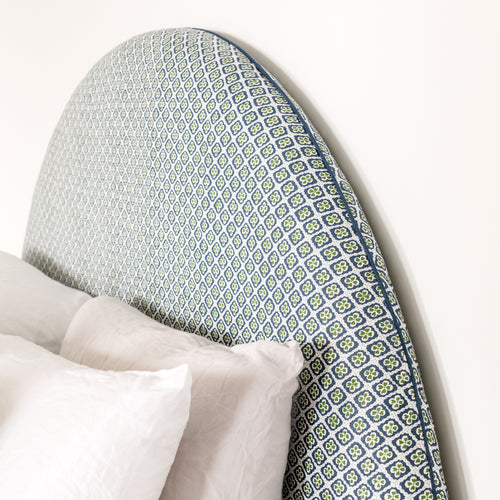 Urban Arch Piped Bed